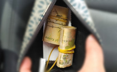 취업 청탁에 골프 접대·태블릿까지…요즘도 이런 공무원이?