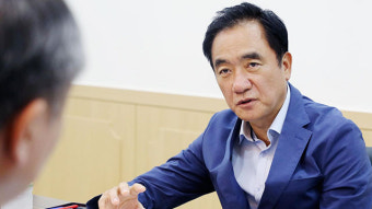 ‘업적 홍보’ 정장선 평택시장 선거법 위반 혐의 기소