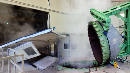 경남 밀양 ‘한국카본’ 폭발사고로 노동자 6명 다쳐