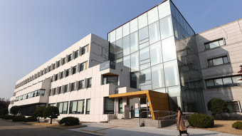 ‘음대 입시 실기곡 유출 의혹’ 전 연세대 교수 구속