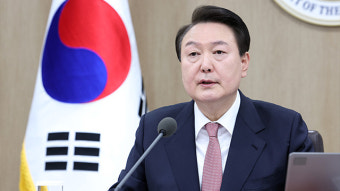 윤 대통령, ‘민주주의 정상회의’ 공동 주최…경제 성장 주제 토론