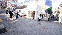 서울 용산구 “이태원 일대, 미끄럼 방지 포장 등 보행 환경 개선”