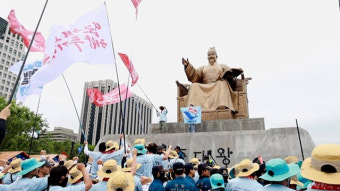 경찰, 시위중 경찰 폭행한 민주노총 2명 구속영장 신청
