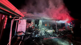 충남 논산 농가주택서 불…80대 장애인 숨져