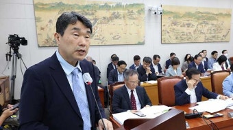 이주호 교육부 장관 “현직 교사 학원에 문제 팔아…카르텔 실체 드러나”