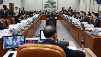 야당 “박정훈 대령 긴급구제 왜 기각했나”…여당 “어민북송 진정 왜 각하했나”