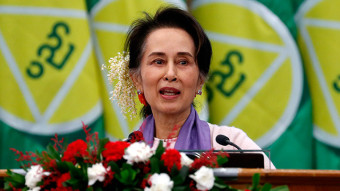 “가택연금  미얀마 아웅산 수치 다시 교도소 독방 수용”