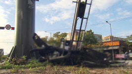 택시가 횡단보도 건너던 보행자 치여 3명 사망