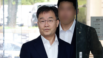‘허위 인터뷰 의혹’ 김만배 검찰 소환…석방 후 첫 조사