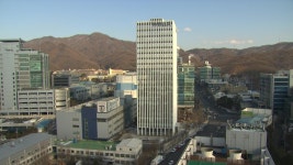 직원 월급 600억 원 체불, 그런데 회장님 연봉은 77억 원?