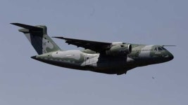 군 대형수송기 2차 기종에 미국산 아닌 브라질산 ‘선정’