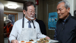 “경로당 주5일 무료 점심” 이재명, 노년층 공약 발표