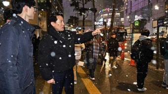 오세훈 ‘퇴근길 대란’ 명동 버스 정류소 점검…“보완책 마련할 것”