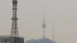 “흡입 매트깔고, 자갈 대신 콘크리트로”…미세먼지 농도 낮출까