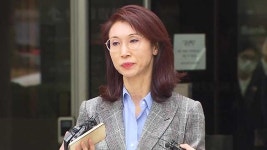 노소영-김희영 ‘30억대 위자료 소송’ 재판 시작