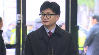 한동훈, ‘국회의원 중위소득 보수’ 현실성 비판에 “만족스럽지 않다면 정치하면 안 돼”