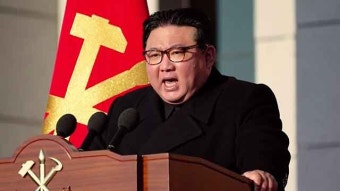 북, ‘지방발전 20X10’ 성천군에서 시작…김정은 첫 삽