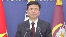 국방부 “민간병원 파견 군의관 기간 연장 방침”