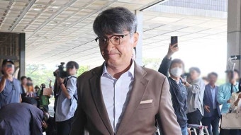 경찰, ‘김 여사 고가가방’ 최재영 목사 13일 소환…‘주거 침입 혐의’