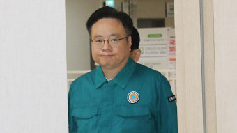 정부 “개원의에 진료명령·휴진 신고명령…위법 여부 검토”