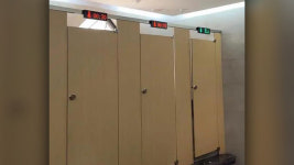 중국 윈강석굴 여자화장실에 타이머?…누리꾼 “더 지으면 되지”