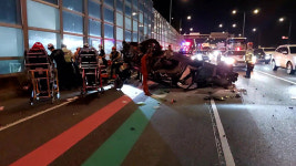 서울 올림픽대로 가양대교 부근서 승용차 전복…4명 부상