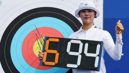 양궁 임시현, 랭킹 라운드부터 세계신기록으로 1위