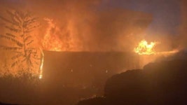 수원 야적장서 불…인명 피해 없어