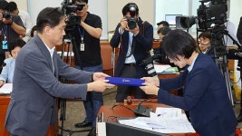 과방위, ‘청문회 답변 거부’ 김태규 직무대행 고발 의결