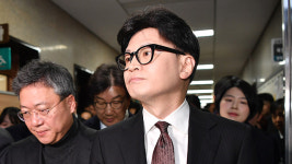 한동훈 복귀 예고에 신경전…“성급한 판단” “지금 돌아와야”