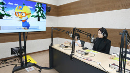 이진숙 방통위원장,서울시청자미디어센터 미디어 교육 참관