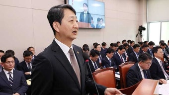 산업장관 “체코 원전 계약 문서 작업 끝나…5월 초 마무리 희망”