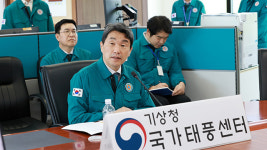이주호 대행, 국가태풍센터 방문…“올여름 태풍 철저 대비”