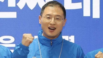 김상욱 민주당 입당…“참 민주 보수의 길 걸어가고 싶어”