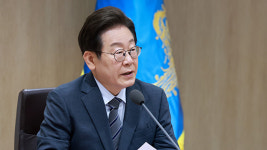 호남 찾은 이 대통령 타운홀 미팅…광주 군공항 이전 등 현안 청취