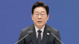 이 대통령 “헌법 새로 정비해야 할 때…국회가 개헌 대장정 나서 주길”
