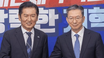 정성호, 정청래 만나 “수사-기소분리, 확실하게 하겠다”