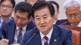 정동영 “평화적 두 국가론, 정부입장 될 것…현재 논의 중”