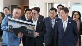 김 총리, 경주 찾아 APEC 준비 현장 점검 “사고 한 건 없도록 철저 대비”
