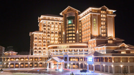 북한 백두산 인근 삼지연에 호텔 5곳 준공식…김정은 “관광 대표도시로”