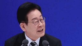 이 대통령 “퇴직연금으로 외환시장 방어할 의사 없어…악성 가짜뉴스 넘쳐”