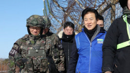 정동영 통일부장관 “대북 신뢰회복 조처로 DMZ 평화의길 재개방”