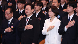 이 대통령 “평화 한반도 조성이 3·1혁명 정신…북한도 대화의 장 나오길”