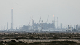 국제유가, 이란발전소 공격보류에 11%↓…브렌트 100달러 하회