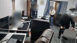 가정집으로 위장해 성인 PC방 운영한 60대 덜미