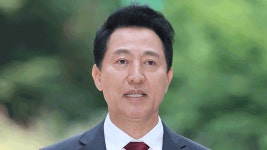 오세훈 재판 재개…‘측근’ 강철원 “명태균에 여론조사 안 맡겨”