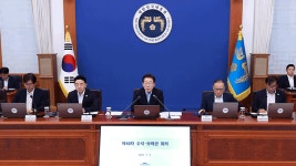 이 대통령 “3대 메가프로젝트, 초격차 산업강국 세 번째 디딤돌 될 것”