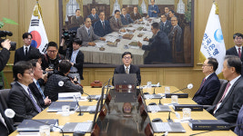 한은 금통위, 오늘 기준금리 결정…인상 유력
