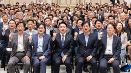 강훈식 비서실장 주재 전직원 조회…“원팀 넘어 ‘유나이티드 청와대’”