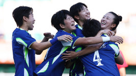 한국 여자 축구, 8년 만에 동메달…11년 만에 중국 격파